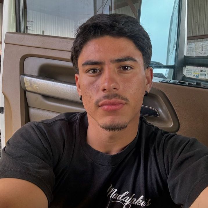 <em>Camilo Hernández - Comprador de Instagram</em>